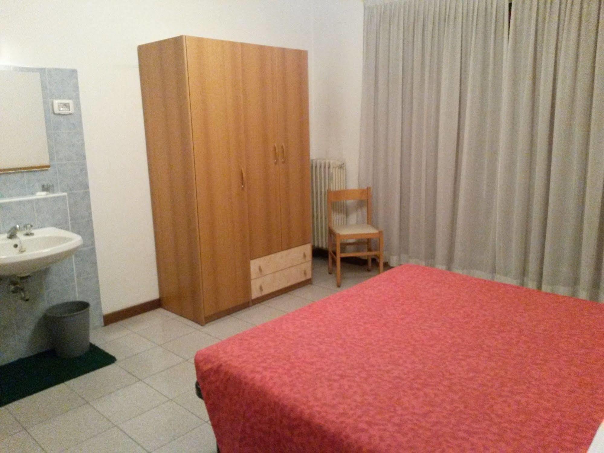 Pensione Marconi Bolonha Exterior foto